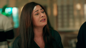 Aish Uses Manipulation