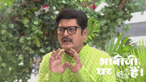 Tiwari Saves Chandan From Getting Beaten