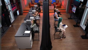 Bloggers Wall: Horror of Beauty