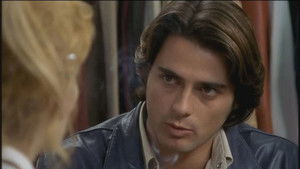 Blackmail on the set / White homicide