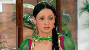 Akash Buys a Diya for Payal