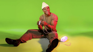 Jonathan Majors with Taylor Swift